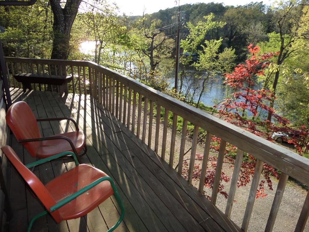 Villa Lake Lucerne Treehouse Eureka Springs Exterior foto