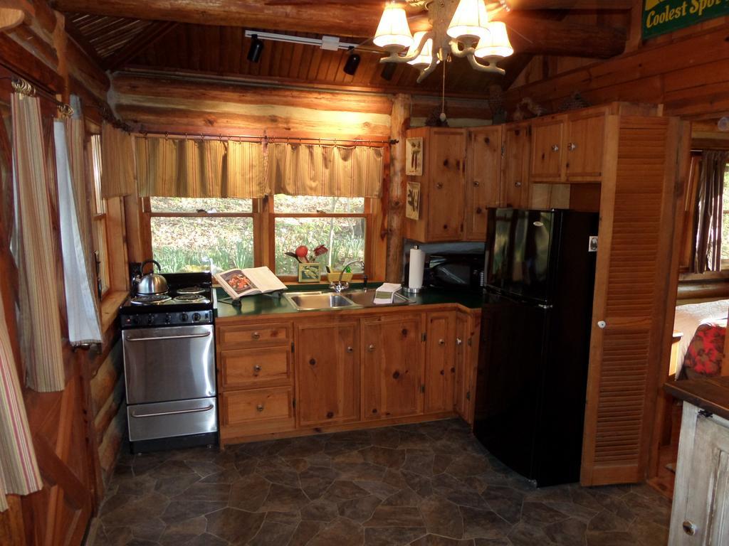 Villa Lake Lucerne Treehouse Eureka Springs Exterior foto